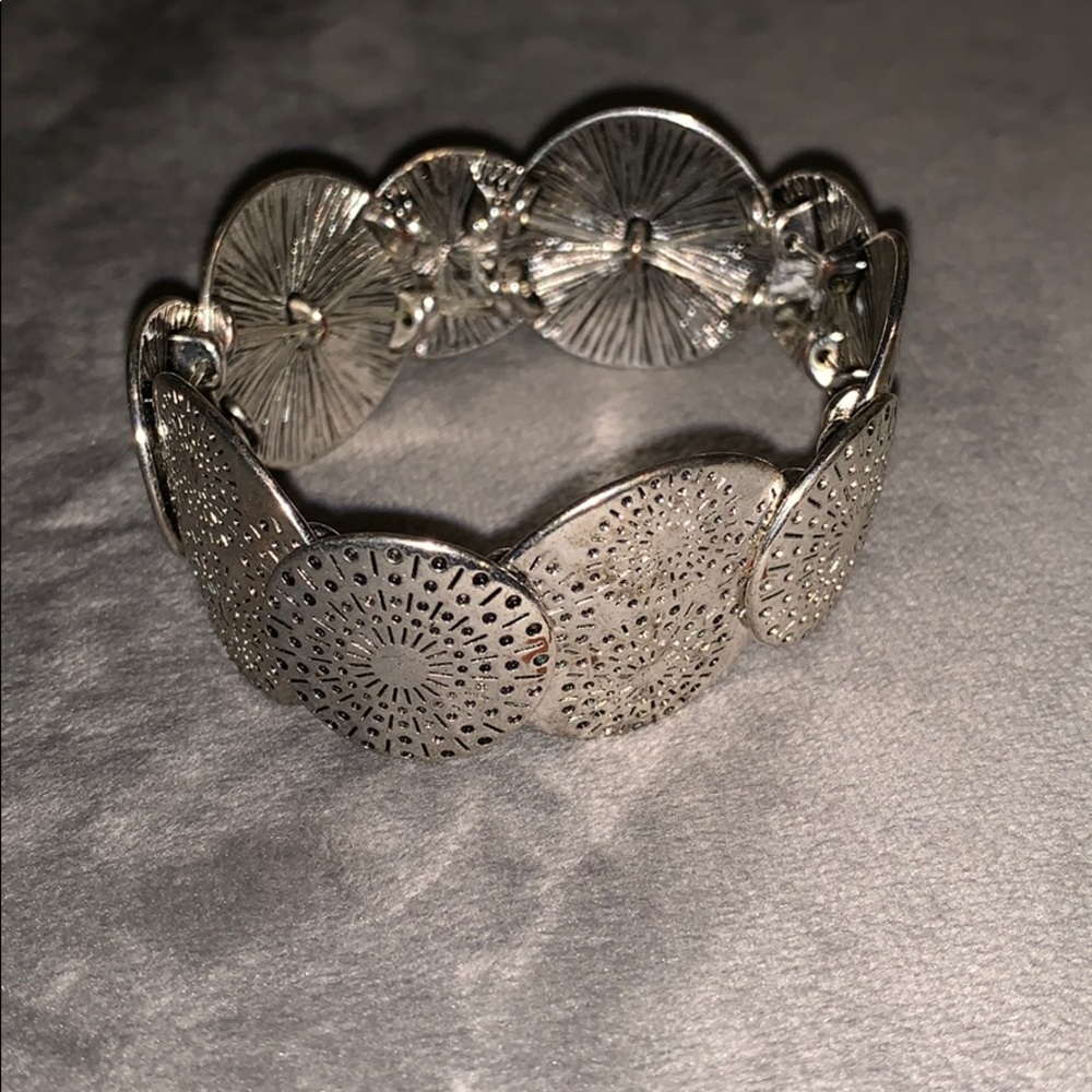Sliver stretch bracelet